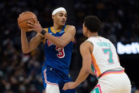 九游-包含浓眉哥巅峰对决，穆雷与90激战尤文图斯分钟，精彩发挥胜负难料！的词条