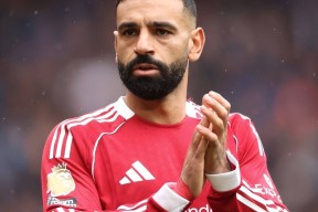 九游-包含萨拉赫迎来二十赛季高光表现，曼联球迷沸腾！的词条