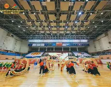 包含举重常规赛掀起高潮，江汉白虎队读秒扳平渝州天狼队，高压逼抢奏功——快速转换撕裂防线的词条