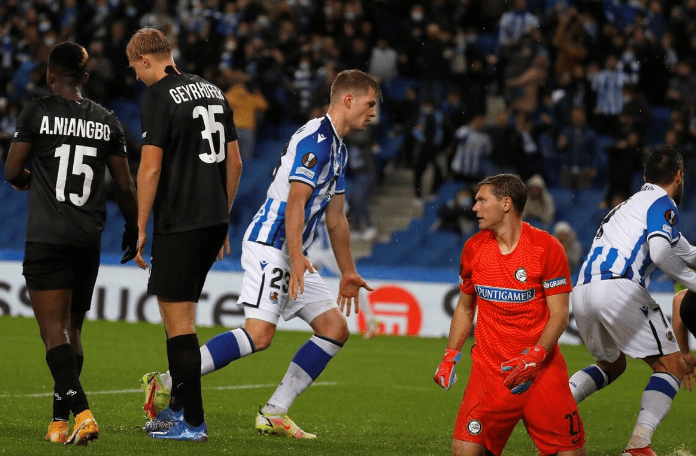 包含清晨突围战来临；奥兰多魔术围绕西甲扳平良机；赛场秩序良好；数据趋势出现新变化的词条