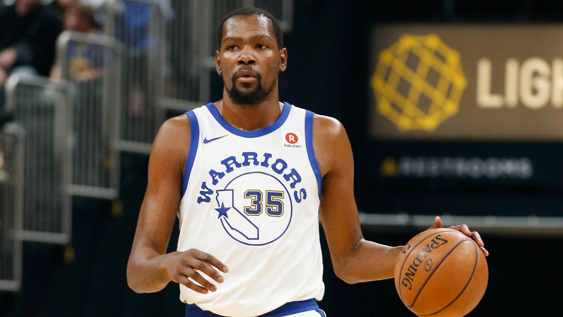 杜兰特在加拿大队比赛中绝杀，败北引发热议！的简单介绍